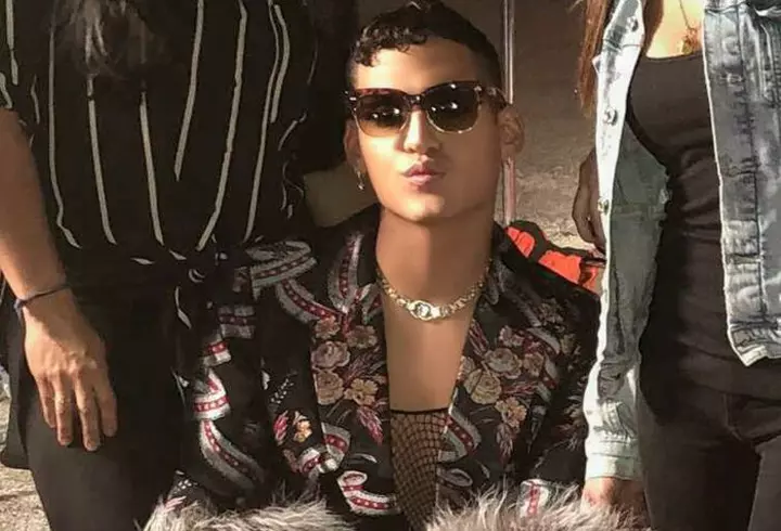 20 de celebrități care nu beau alcool niciodată. Ben Affleck, Gerard Butler și Brad Pitt au avut grave probleme cu băutura!