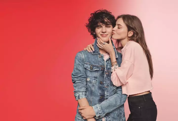 Urmărește LIVE pe VIVA.ro prezentarea de modă TOMMYNOW “SEE NOW, BUY NOW” PRIMĂVARĂ 2019 DIN PARIS