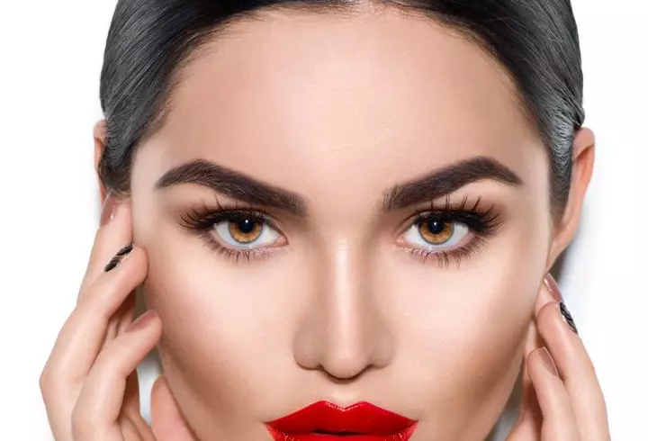 (P) FOREO lansează LUNA 3 pentru împrospătarea, hidratarea și tonifierea tenului tău