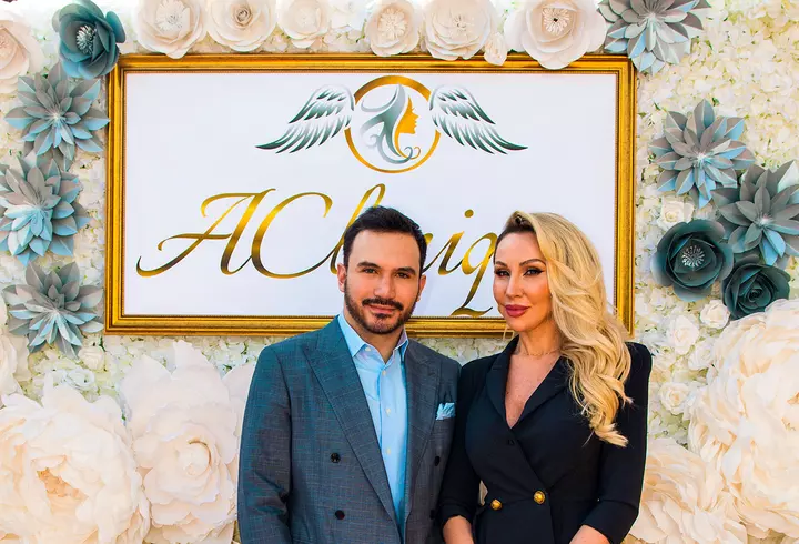 (P) FOREO lansează LUNA 3 pentru împrospătarea, hidratarea și tonifierea tenului tău