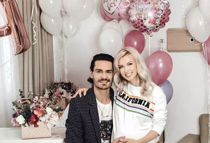 Elena Gheorghe, schimbare de look pentru videoclipul piesei „Turboman”