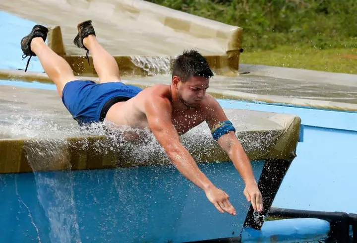 Elena Gheorghe, schimbare de look pentru videoclipul piesei „Turboman”