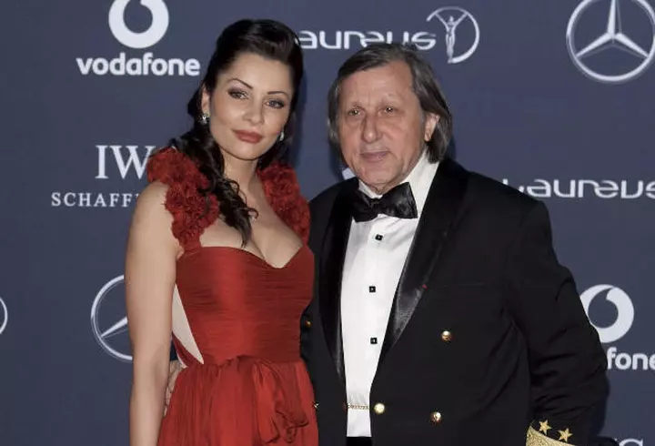 Elena Gheorghe, schimbare de look pentru videoclipul piesei „Turboman”