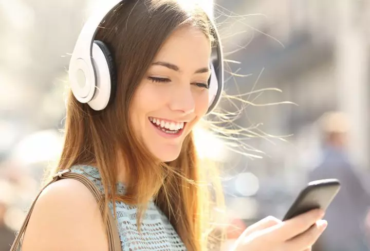 E dovedit științific! Mirosul de pământ are efect antidepresiv