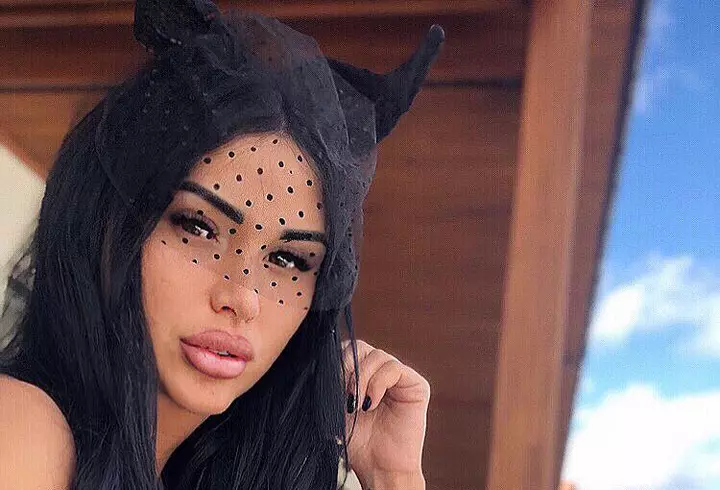 Câți bani a primit La Toya, sora lui Michael Jackson, pentru a spune secretele familiei