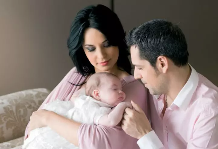 Cine este Izabela Stress, cel mai de succes român pe YouTube! Câștigă 40.000 de dolari pe zi din videoclipuri în care face slime!