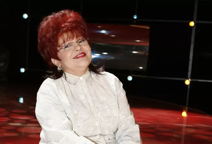 Ce semnificație are numele celui de-al șaselea copil al Ancăi Serea. Viitoarea mămică este însărcinată în 6 luni și va avea o fetiță