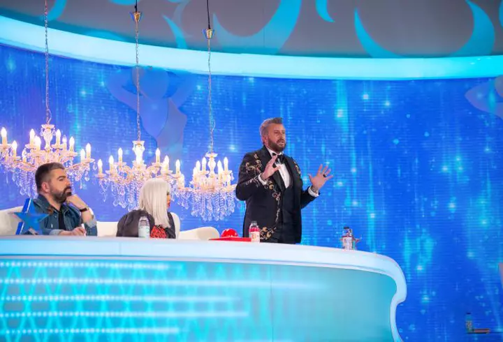 Ce semnificație are numele celui de-al șaselea copil al Ancăi Serea. Viitoarea mămică este însărcinată în 6 luni și va avea o fetiță