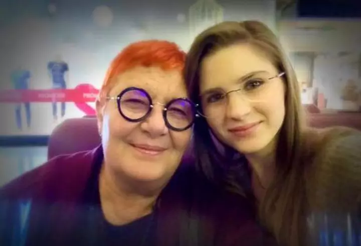 După 10 ani! Andreea Marin și Violeta, fiica ei, pictorial EXCLUSIV în VIVA! de iulie. Totul din culisele ședinței foto!