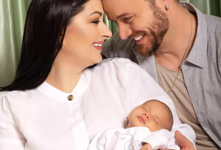 După 10 ani! Andreea Marin și Violeta, fiica ei, pictorial EXCLUSIV în VIVA! de iulie. Totul din culisele ședinței foto!