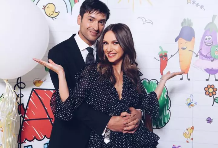 Lidia Buble a prins buchetul. Artista a fost fără Răzvan Simion la nunta surorii ei