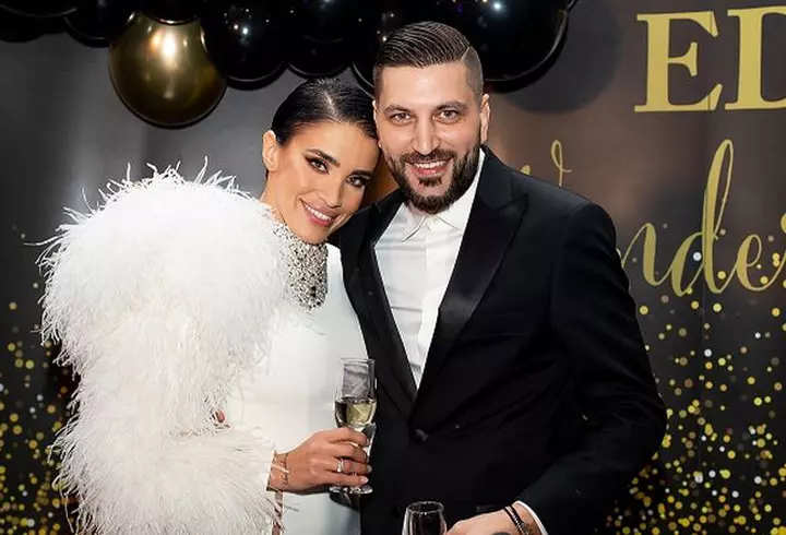 Dieta de detoxifiere a Annei Lesko. Cum reușește ea să scape de kilogramele în plus, la 40 de ani!