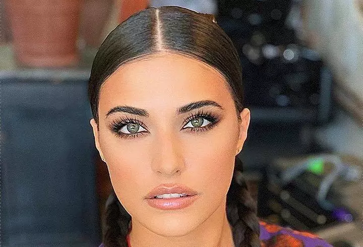 La 42 de ani, Mihaela Cernea, blonda din trupa Class, arată mai bine decât în tinereţe. Parcă ar fi sora copiiilor săi!