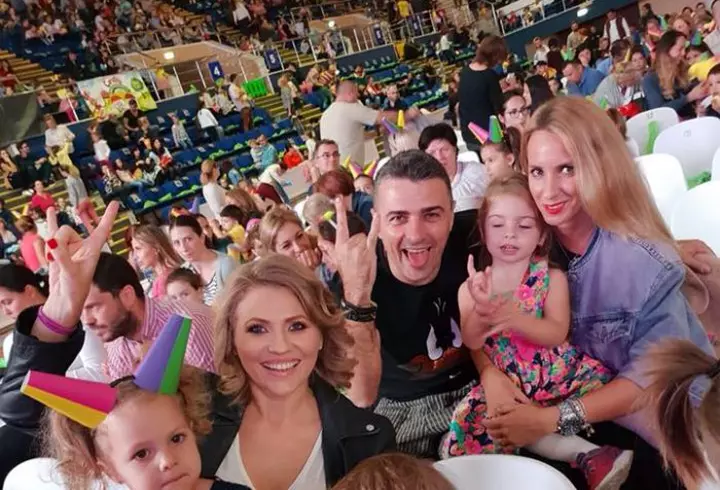 Dieta de detoxifiere a Annei Lesko. Cum reușește ea să scape de kilogramele în plus, la 40 de ani!