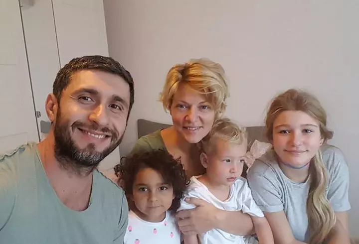 Un concurent își mărturisește slăbiciunea pe Insula Iubirii: "Dacă eram cu altă ispită nu mă atingeam!"