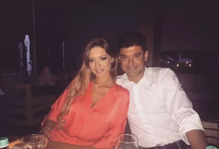 Dieta de detoxifiere a Annei Lesko. Cum reușește ea să scape de kilogramele în plus, la 40 de ani!