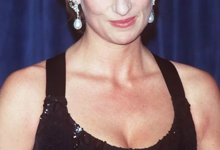 După 10 ani! Andreea Marin și Violeta, fiica ei, pictorial EXCLUSIV în VIVA! de iulie. Totul din culisele ședinței foto!