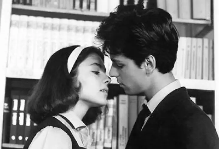 Ce familie frumoasă are Dana Nălbaru! Cântăreața are 3 copii cu Dragoș Bucur, însă fata cea mare arată de parcă i-ar fi soră!