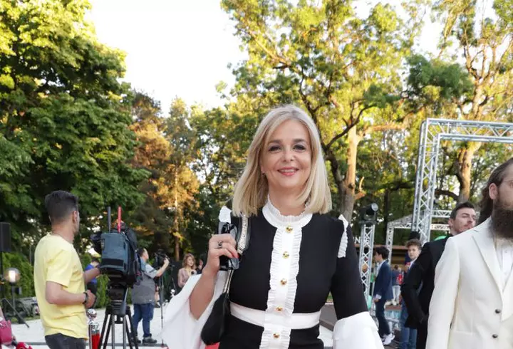 Cum se vede Adelina Pestrițu peste 20 de ani: "Cred că o să fiu o femeie plină de tatuaje, tunsă scurt și foarte cool"