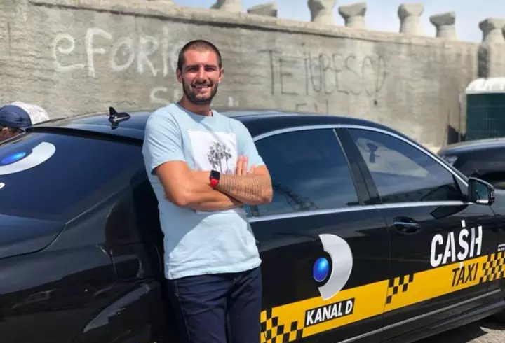 Bianca Drăgușanu, vacanță de lux în Singapore alături de Alex Bodi. Cum s-a pozat vedeta în avion