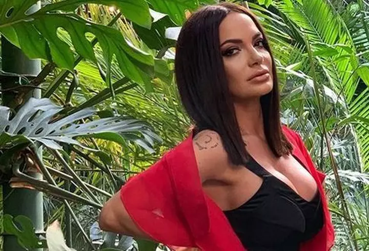 Cristina Spătar se mută lângă casa fostului soț: ”Să fim aproape de bunici”