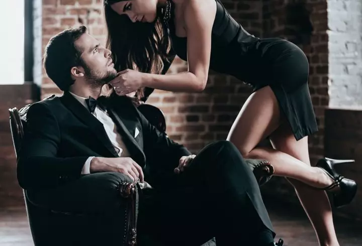 Atracția pentru natură dusă la extrem! 2 fetișuri sexuale cu insecte și copaci