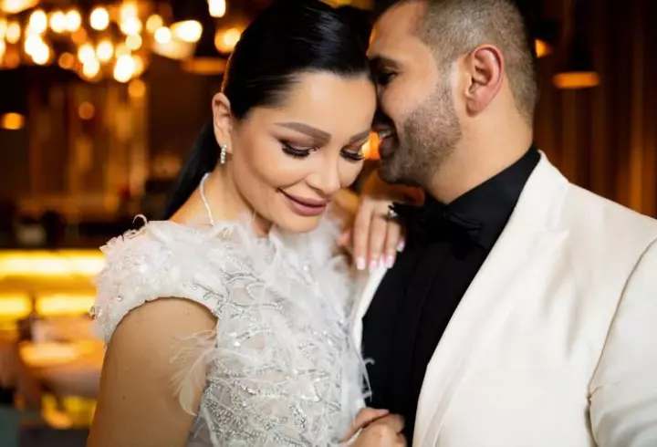 Incredibil cu ce forme a rămas după naștere! Cum arată Andreea Ibacka în costum de baie, la 8 luni după ce a născut. E bombă sexy!