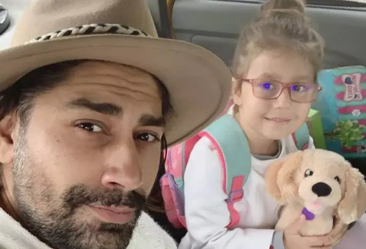 TOP 3 exerciții pentru picioare sexy, pe care să le faci acasă