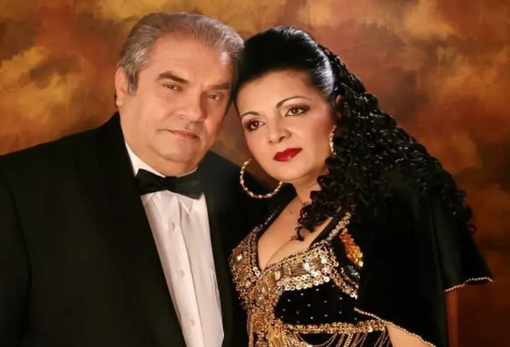 Mama Antoniei a împlinit 51 de ani. Cum arată cea mai sexy bunică din showbiz