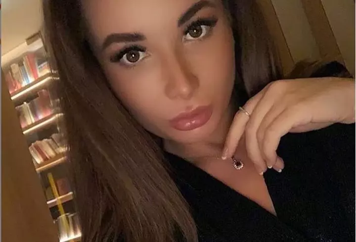 Bianca Drăgușanu și Alex Bodi s-au căsătorit. Ce ținută a purtat vedeta la cununia civilă