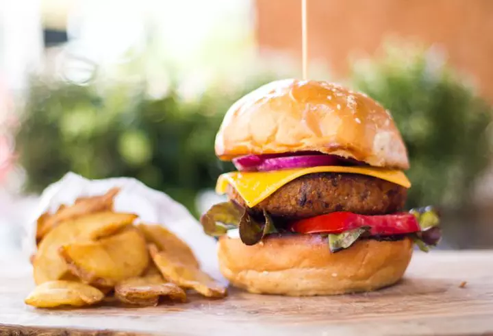 "Osho. Tăcerea, mesajul ființei tale" - RECOMANDARE DE CARTE