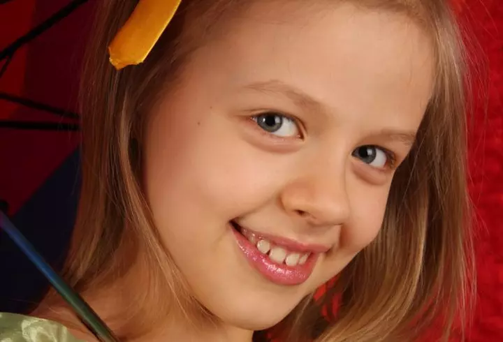 Drama concurentei Ella de la Puterea Dragostei. Mama ei a orbit la 14 ani: ”Vreau să lupt ca să o ajut”