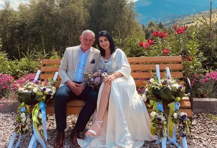 Incredibil cu ce forme a rămas după naștere! Cum arată Andreea Ibacka în costum de baie, la 8 luni după ce a născut. E bombă sexy!