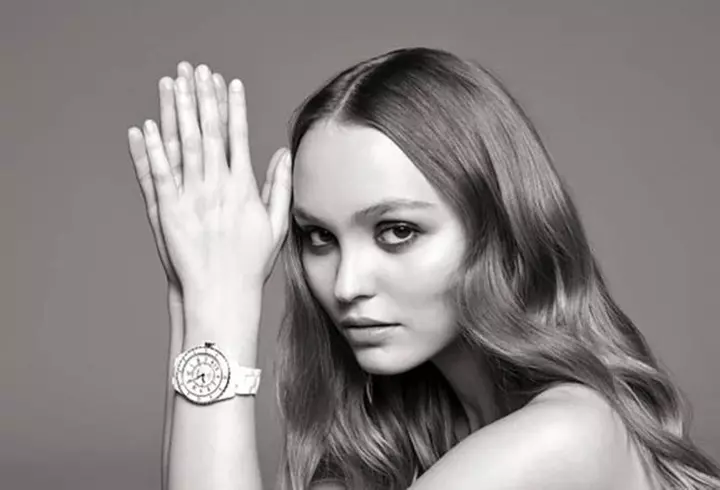 9 ani de la moartea Mădălinei Manole. “Fata cu părul de foc”, declaraţii emoţionante în ultimele clipe de viaţă: “Am un Dumnezeu deasupra care, până acum, a vegheat! ” / EXCLUSIV