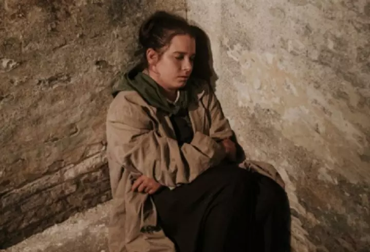 TOP 3 exerciții pentru picioare sexy, pe care să le faci acasă