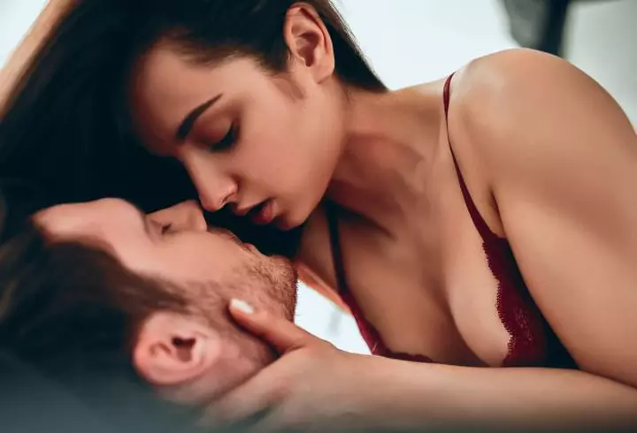 Atracția pentru natură dusă la extrem! 2 fetișuri sexuale cu insecte și copaci