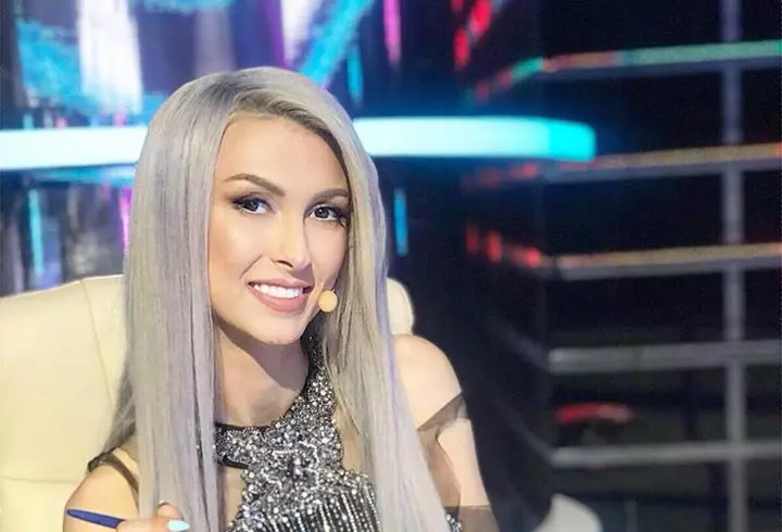 Bianca Roman, fostă ispită la "Insula Iubirii", s-a înscris în partidul lui Victor Ponta. Vrea o carieră în politică