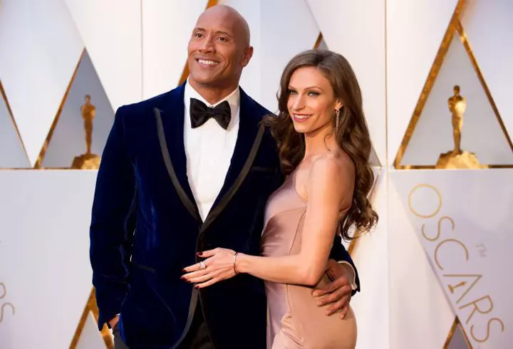 Andreea Marin, așa cum nu ai mai văzut-o niciodată! Cum arată Zâna Surprizelor fără pic de machiaj la 44 de ani