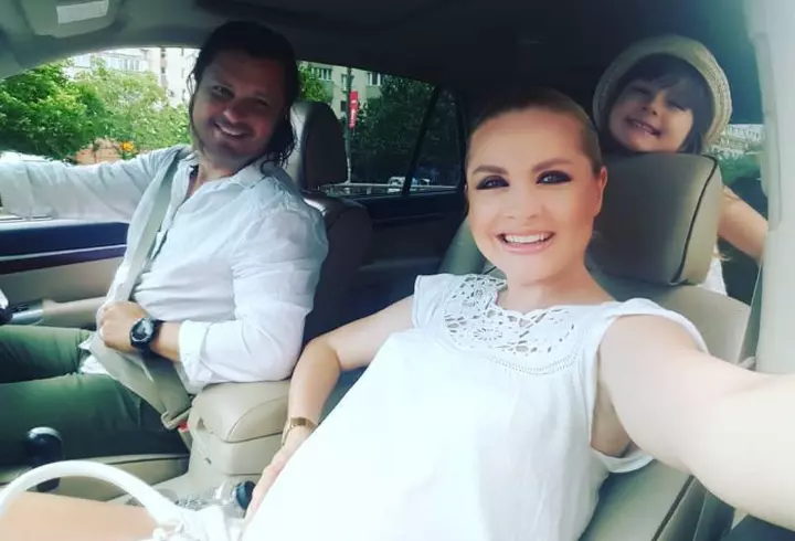 Andreea Esca și Mario Fresh, POZA care arată cum se înțeleg, de fapt, mama-soacră și viitorul ginere. Fanii au rămas mască!