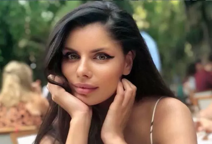 Andreea Marin, așa cum nu ai mai văzut-o niciodată! Cum arată Zâna Surprizelor fără pic de machiaj la 44 de ani