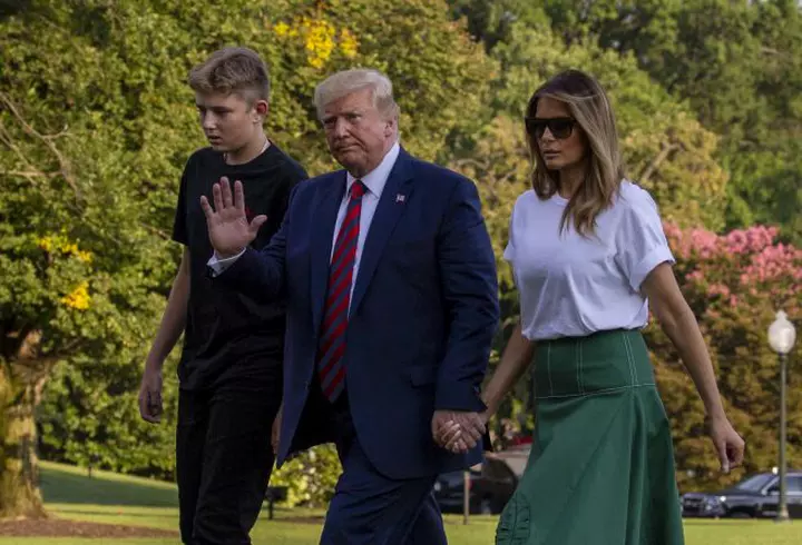 Andreea Marin, așa cum nu ai mai văzut-o niciodată! Cum arată Zâna Surprizelor fără pic de machiaj la 44 de ani