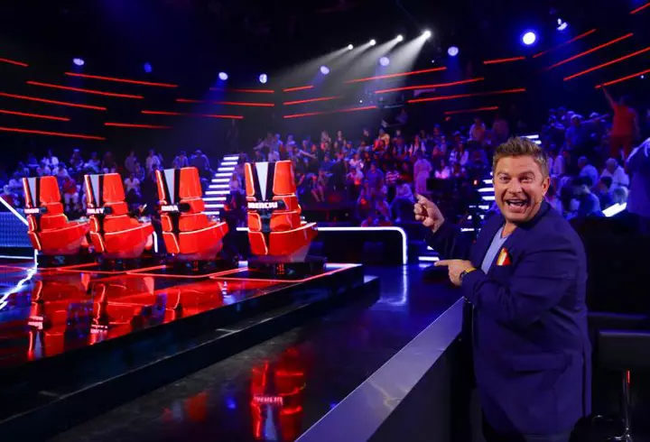 Ce a făcut Simona Pătruleasa cu rochia de mireasă. A dat pe ea 12.000 de euro, în anul 2008, și a fost superbă!