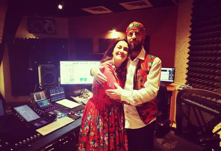 Andreea Marin, așa cum nu ai mai văzut-o niciodată! Cum arată Zâna Surprizelor fără pic de machiaj la 44 de ani