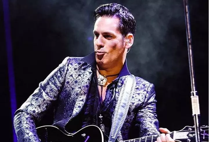 Detalii neştiute din povestea de dragoste a lui Ion Ţiriac cu ziarista egipteană, care i-a dăruit doi copii. Cum a cunoscut-o miliardarul român pe Sophie Ayad