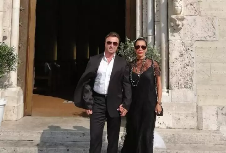 Ashley Graham este însărcinată! Super modelul XXL a făcut anunțul chiar în ziua în care aniversa 9 ani de căsnicie