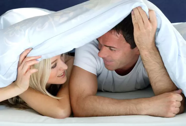 Sexologii spun că actul sexual are opt etape. Tu le parcurgi pe toate?