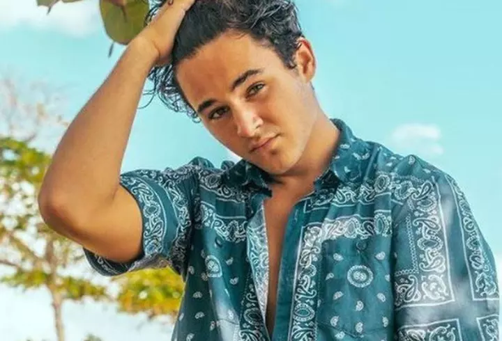 Fotografia care spune tot! Cum arată Inna fără pic de machiaj. Artista are 32 de ani și multe nopți nedormite la activ