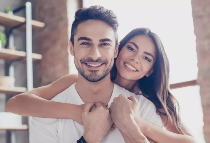 Cercetătorii fac lumină! Ce se întâmplă în creier atunci când ne sărutăm