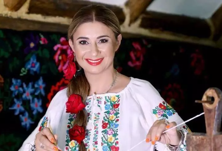 Mirela Vaida a slăbit 10 kilograme de când a revenit la Acces Direct. Cum face față prezentatoarea programului încărcat