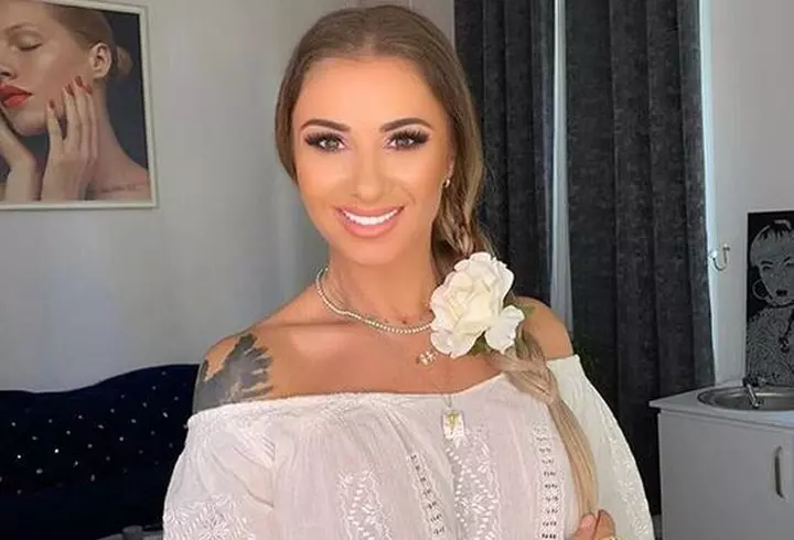 Oana Andoni este din nou mămică, după o sarcină ţinută secret. Primele declaraţii ale vedetei Pro TV